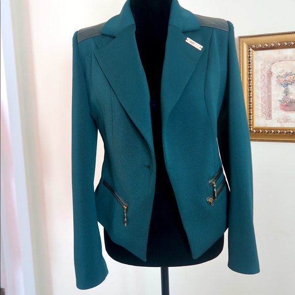 carezza Jackets & Blazers - 🔥SALE🔥Women’s Stylish Suite jacket